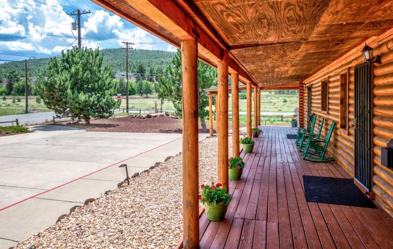 Quarter Horse Inn & Lodge Вильямс Экстерьер фото